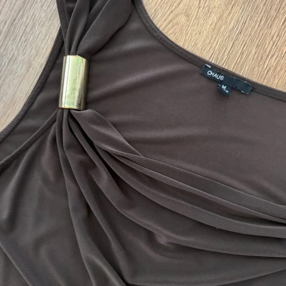 Chaus Brown Sleeveless Top with Gold Trim Accents on Shoulder. Women’s Size Med. - Picture 4 of 8